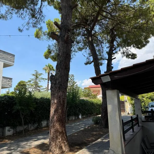 Villa Nina, hotel v destinaci Pulsano
