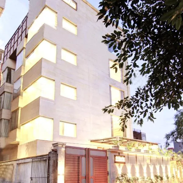 Marks Hotel & Banquet, hotel in Noida