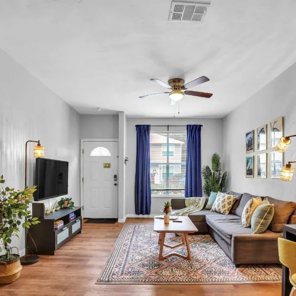 The Prairie at Brighton - UF , Pool , Workspace, Hotel in Gainesville