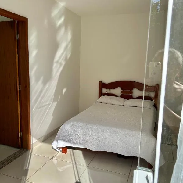 Apto inteiro, novo,2 quartos, silencioso, hotel din Presidente Soares