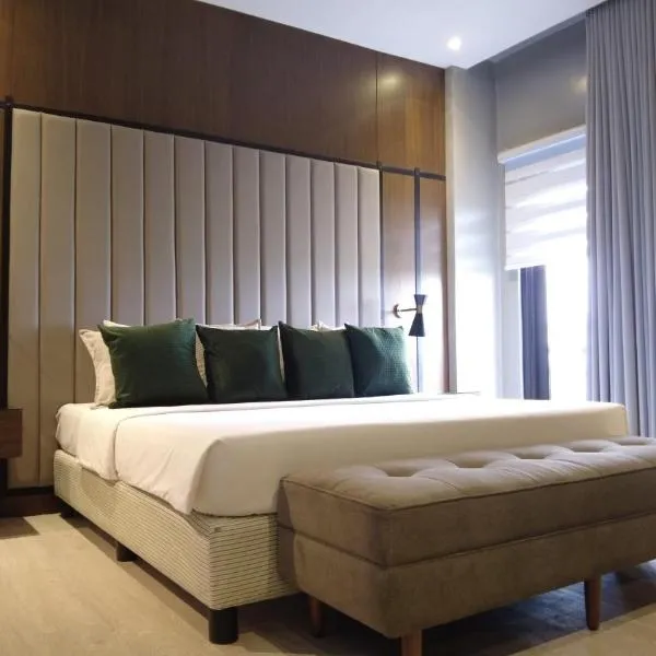 Acro Residences、Guiguintoのホテル