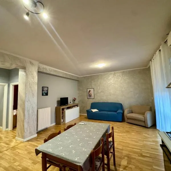 La Casa di Raffi, hotel v destinaci Voghera