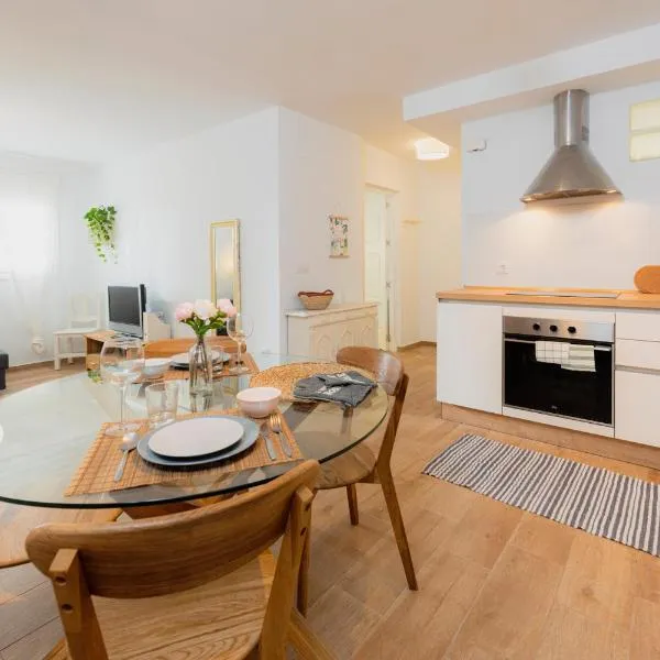 Surf House Las Gaviotas, hotel en Tarifa