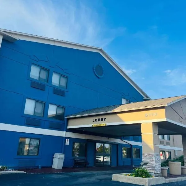 AmericInn by Wyndham Glendale Milwaukee, hotel in Glendale