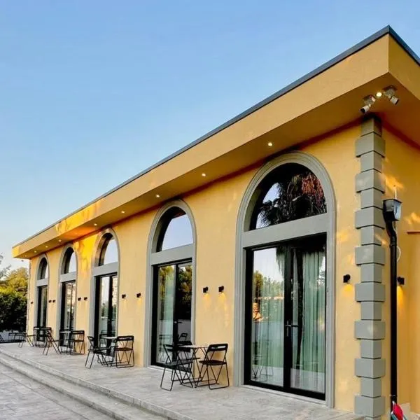 Villa Shehu, hotel in Zvërnec