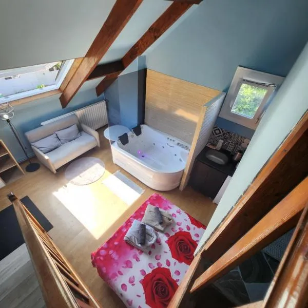 Bleu studio jaccuzi appart – hotel w mieście Sevran