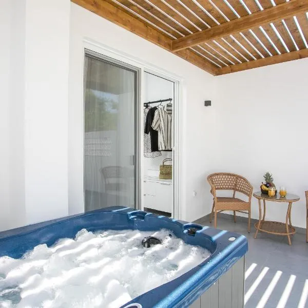 Calma Luxury Studios & Suites, hotel v destinaci Faliraki