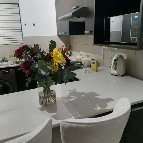 Apartment in Fourways, hotel v destinaci Fourways