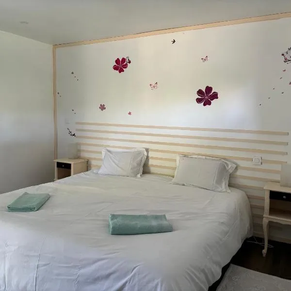 La villa Émeraude, hotel v destinaci Nernier