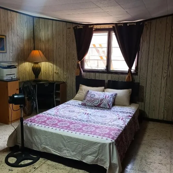 Backpack Cabin A12892, hotel v destinaci Oranjestad
