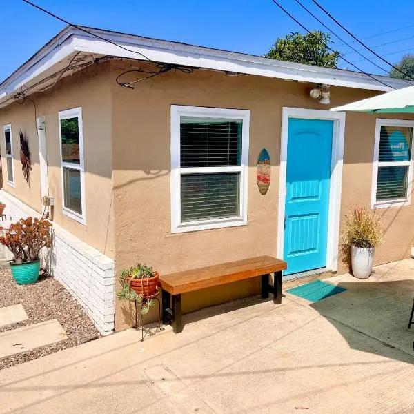 Cozy Beach Cottage with Bicycles, hotel v San Diegu