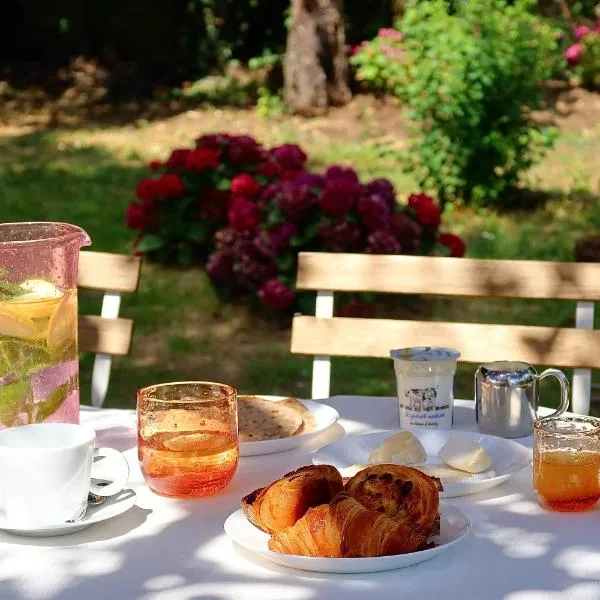 Auberge Sainte-Gemme, hotel v destinaci Sainte-Gemme