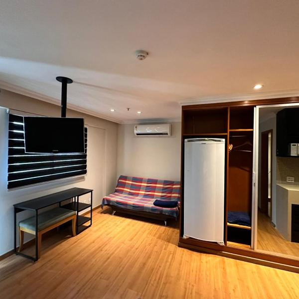Barra da Tijuca - 508 - De Frente para Maravilhosa Piscina - Estacionamento Gratuito - Academia Comphania Atletica - Balsa para Praia Grátis - Microondas - Geladeira Grande - Recepção 24horas - Wi-Fi - Com Pia - Foto 5