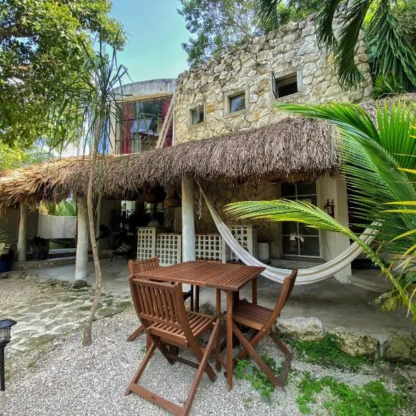 Elmar Hostel, hotel in Bacalar