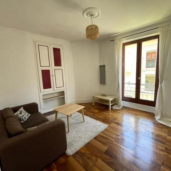 Joli Appartement proche Hôpital, hotel en La Tronche