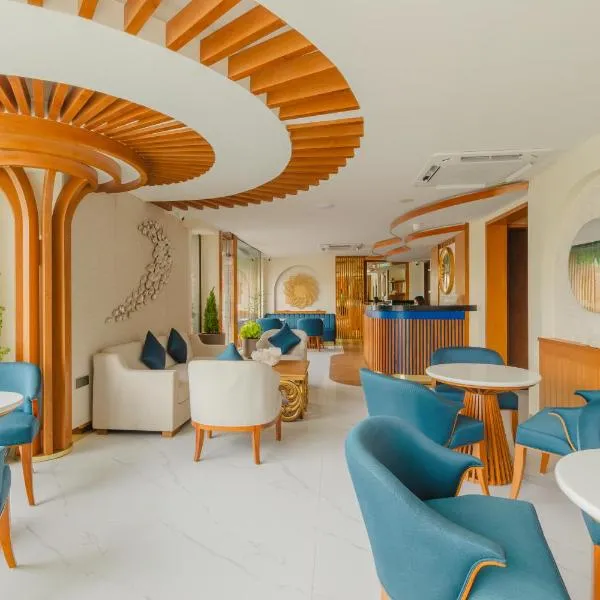 UMET Seaview Hotel with Free Airport Pick up and Drop T&C Apply, hotel em Malé