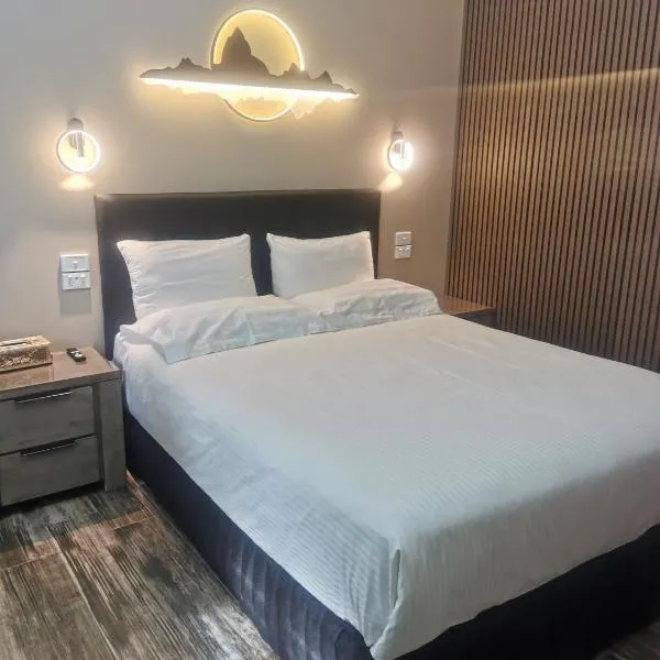 Bha, Hotel in Perth