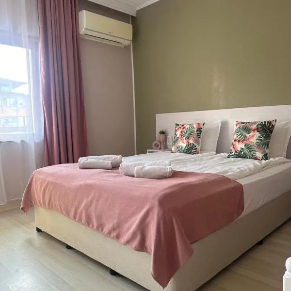 Guest house “Poli”, hotel in Nesebar