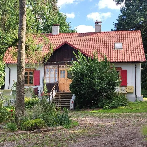 Świętokrzyskie Dworek Radkowice Kasztanowa Aleja Agroturystyka: Radkowice şehrinde bir otel