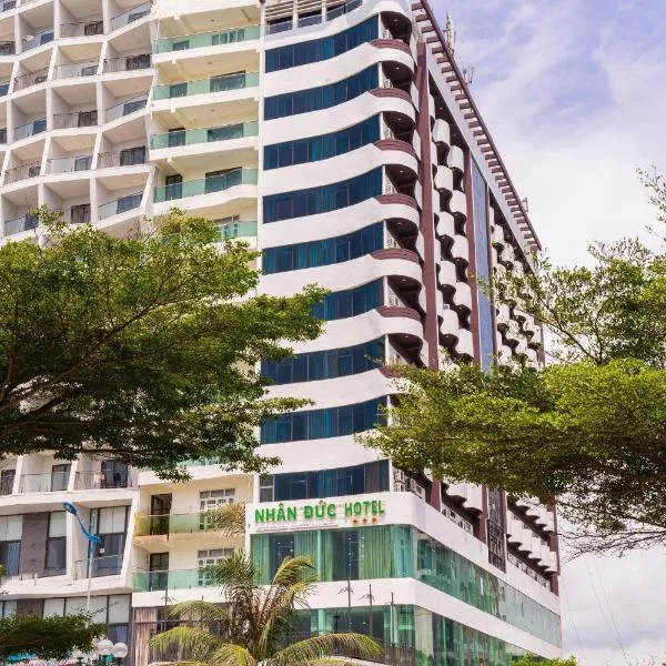 Khách Sạn Nhân Đức - Sầm Sơn, hotel in Sầm Sơn