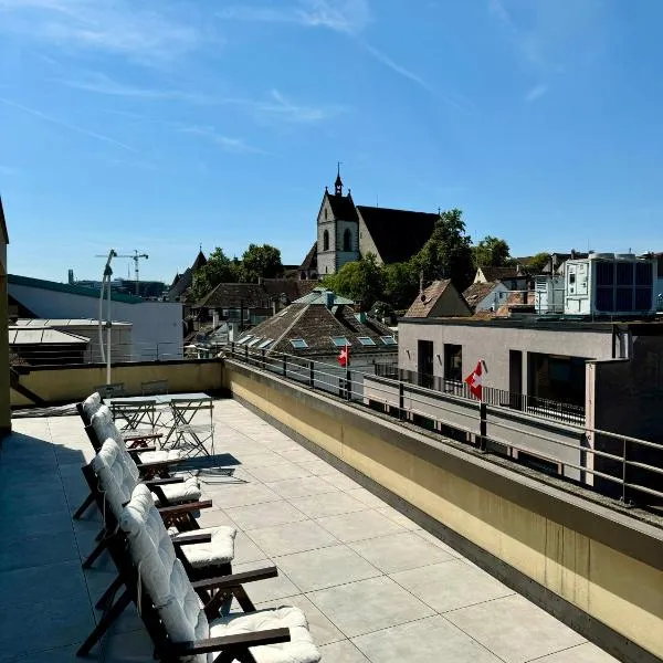 Exclusive Rooftop Duplex Penthouse - 200sqm - 280 Panoramic Views - Downtown, hotel v Basileji