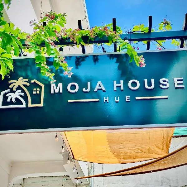 Moja House Hue, hotel in Thôn Dương Xuân Hạ