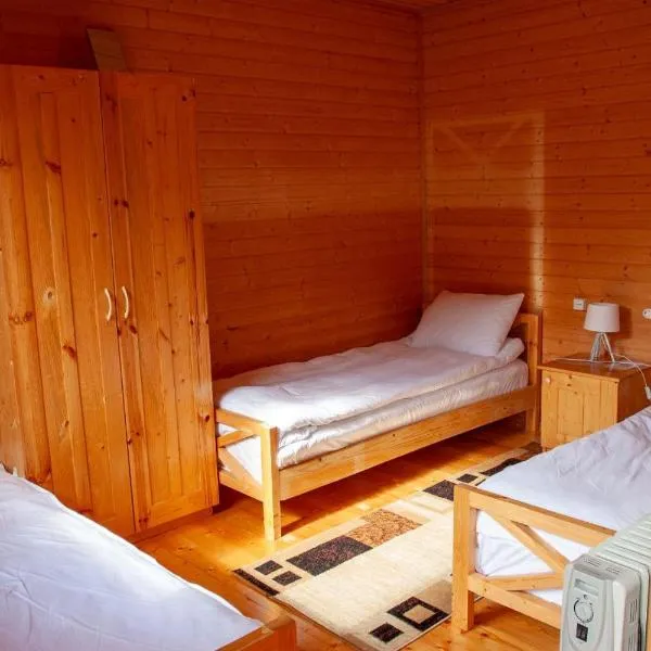 LogInn Cabin 4 Cozy Wooden Cottage in Mestia, hotel in Mestia