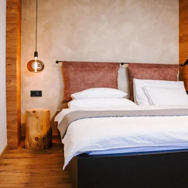 SchönBerg hotel b&b – hotel w mieście Rio Bianco