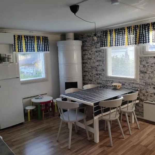 Pieni talo Torniossa, hotel v destinaci Tornio
