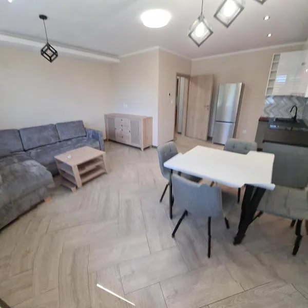 Apartamenty Łokacz Mały, hotel v destinaci Krzyż