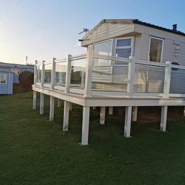 Haven Devon Cliffs Caravan, hotel in Budleigh Salterton