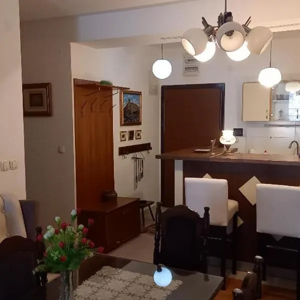 Modern and Stylish Apartment, hotel in Skopje