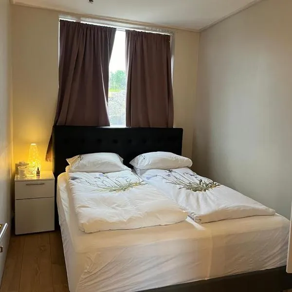Lágholt 16, hotel v destinaci Stykkishólmur