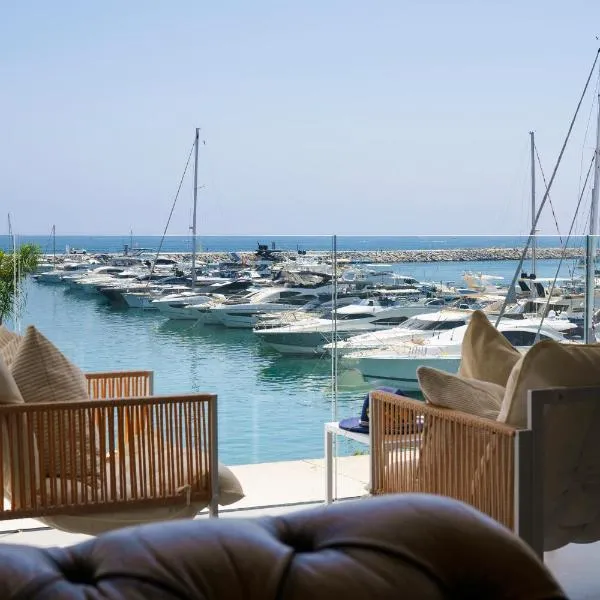 241 Puerto Banus Marbella Front Line, hotel em Marbella