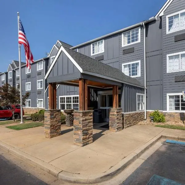 Econo Lodge Inn & Suites, hotel v destinaci Greenville