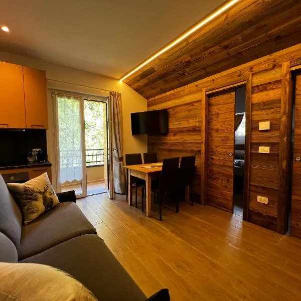 Chalet Chiara apricacasevacanze, hotel ad Aprica