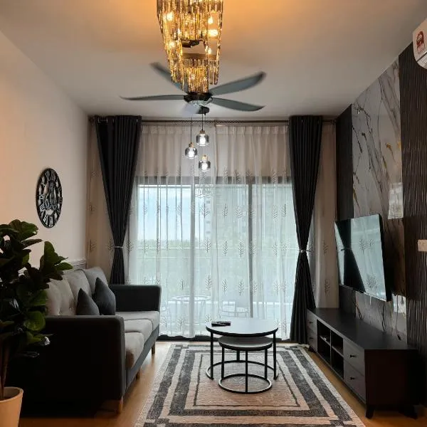 MayaBay Residence Splash Mania Gamuda Cove by AZF Homestay, hotel v destinaci Pulau Kempas