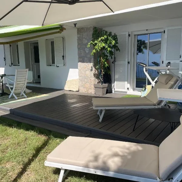 Villa Riviera vue panoramique MER et NATURE, hotel i Èze