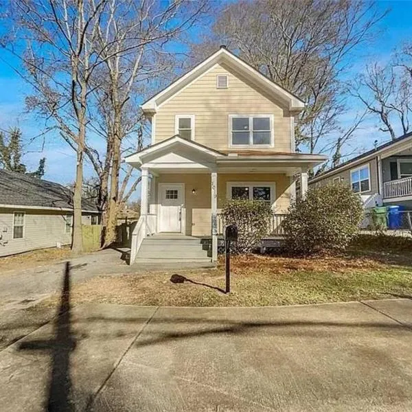 3 bedroom Camilla Villa، فندق في أتلانتا