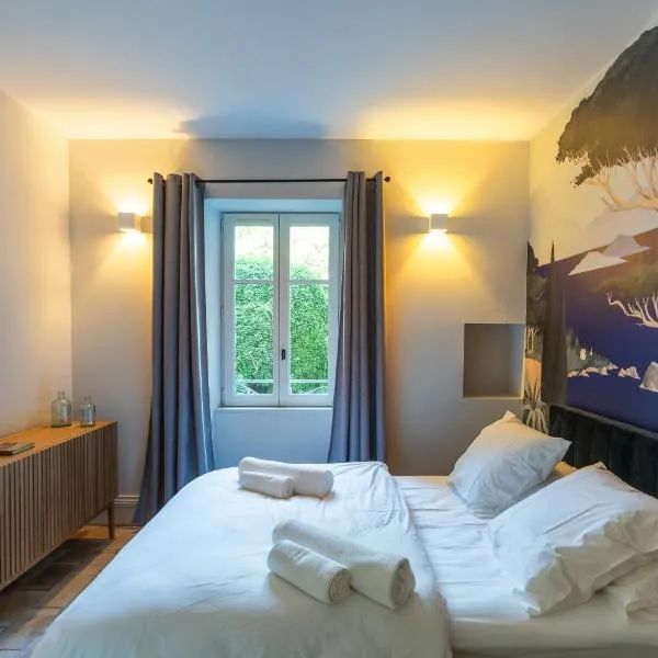 L'Heure Bleue La Régence – hotel w mieście Villeneuve-lès-Avignon