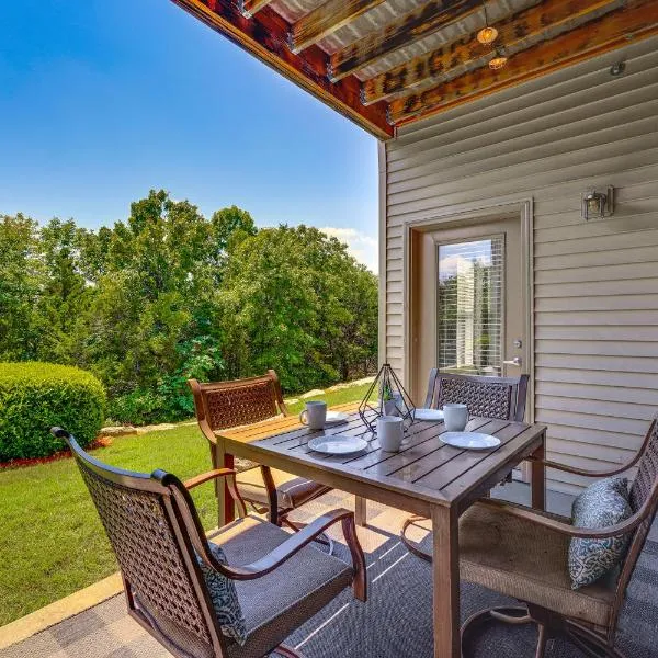 Table Rock Lake Access Scenic Branson Condo, hotel in Branson