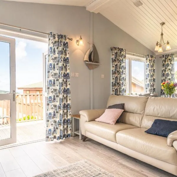 55 Meadow View Lodge - 3 Bed-Sleeps 6-TJS55MV, hotel v destinaci Woolacombe