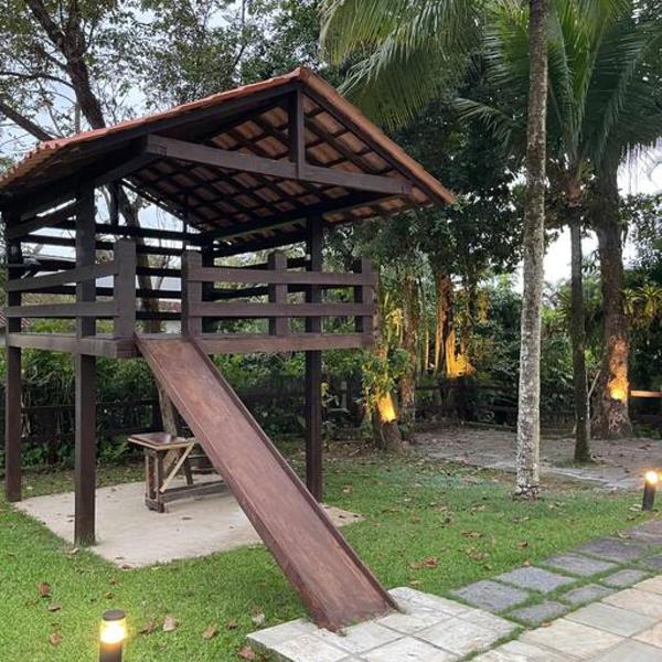 Casa especial com piscina e jardim - Foto 4