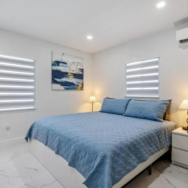 Cozy Apartment with a luxury King Bed, hotel v destinaci Miami Gardens