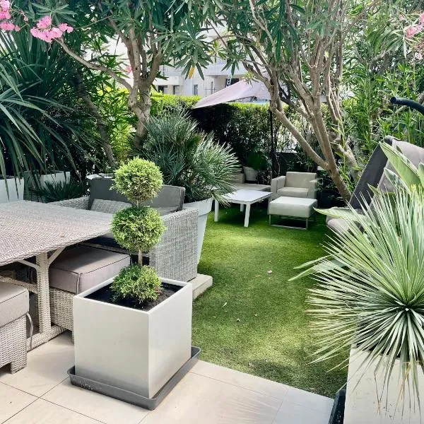 Jardin sur la Pointe Croisette Luxe en Bord de Mer, Hotel in Cannes