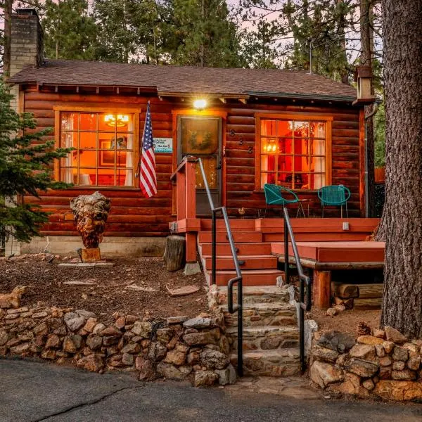 The Nest On Towne Trail - Hot Tub, BBQ, Fire Pit, ξενοδοχείο σε Big Bear Lake