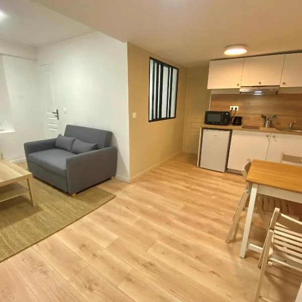 Charmant appartement à Herblay centre, proche gare, 22 min de Paris St Lazare, hotel in Herblay