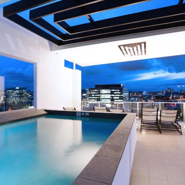 Alex Perry Hotel & Apartments, hotell i Brisbane