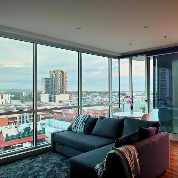 Adelaide Central Skyline Panoramic Suite, khách sạn ở Adelaide