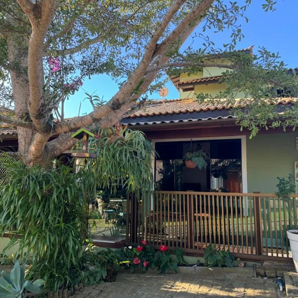 Casa com quatro suítes em Geribá